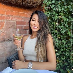 Meet your Posher, Jessica